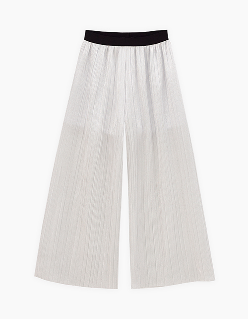 Вид спереди