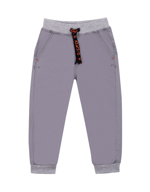 Вид спереди