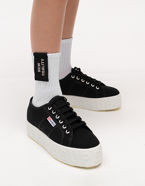 Вид спереди