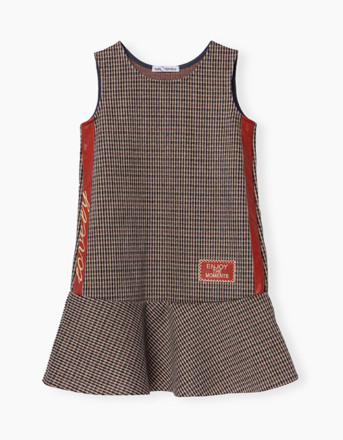 Вид спереди