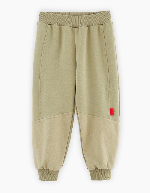 Вид спереди