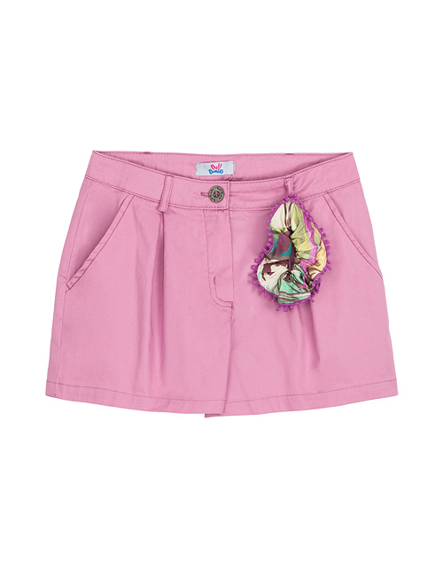 Вид спереди