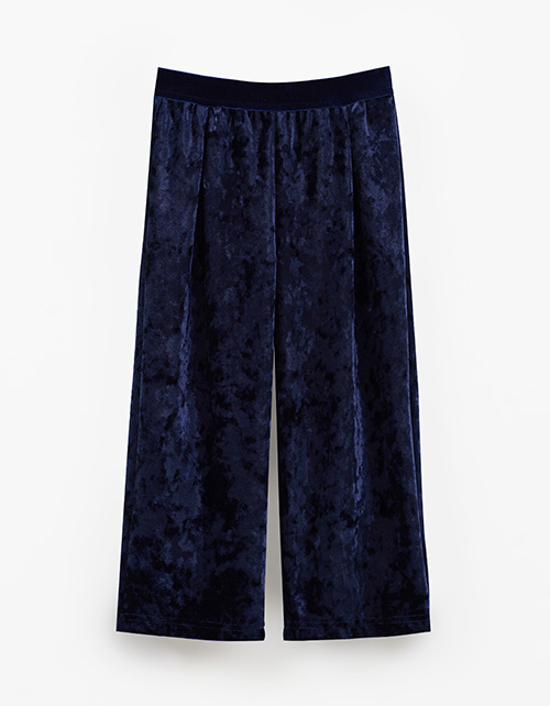 Вид спереди