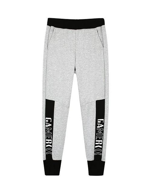 Вид спереди