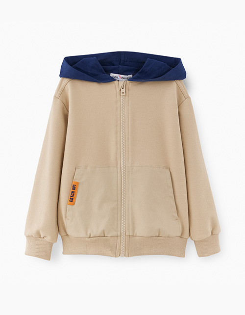 Вид спереди