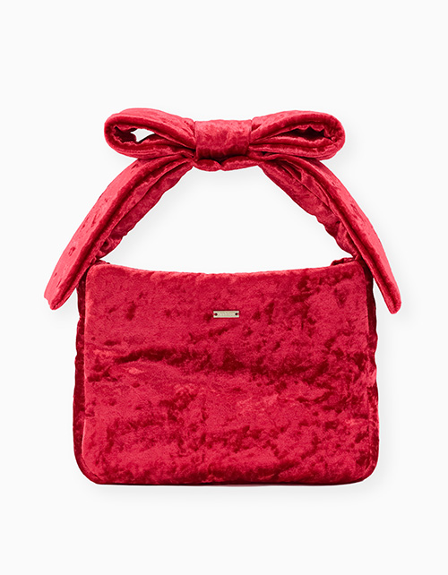 Вид спереди