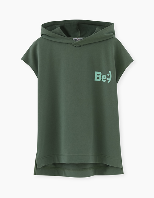 Вид спереди